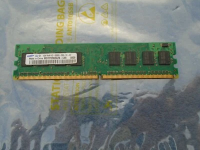 HP175924-001 - Infineon 256MB Memory RAM PC2100U-20330-A1 DDR, 266, CL2 - Image 1 of 4
