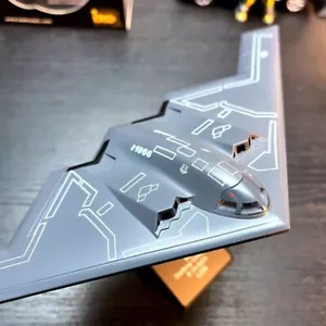 1:200 Diecast USAF Grumman B-2 Spirit Bomber Aircraf Model Military Collection - Picture 1 of 17