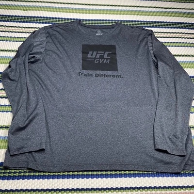 Camiseta UFC Gimnasio Manga Larga Para Hombres 2XL Gris Elastizada Entrenamiento Atlético MMA Gimnasio Camiseta Foto 1 de 4