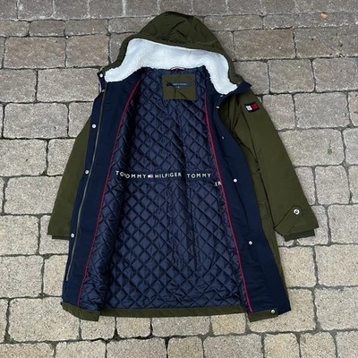 Tommy Hilfiger Mujer’s Medio Verde Parka Abrigo Chaqueta Sherpa Forrado Capucha Acolchado Foto 1 de 4