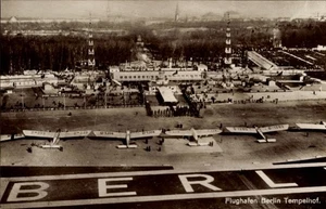 Ak Berlin Tempelhof, Zentralflughafen, Flugzeuge - 4280469 - Bild 1 von 2