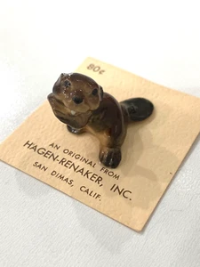Castor miniatura vintage Hagen Renaker Paw Up NUEVO en tarjeta original - Imagen 1 de 8
