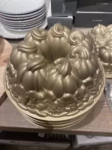 NEW Williams Sonoma Nordic Ware Harvest Pumpkin Patch Pan 3D Bundt Cake Mold - Picture 1 of 10