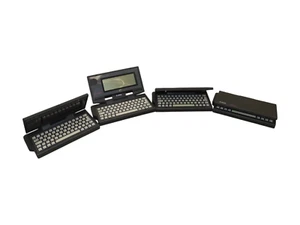 ⭐ Konvolut 4x Atari Portfolio HPC-004 + 1x carte mémoire 32KB ordinateur rétro ⭐ - Photo 1/17