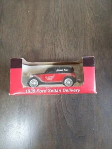 Snap On Tools 1935 Ford Sedan Delivery Pull Back Motor 1/38 Crown Premiums 2004 - Picture 1 of 7