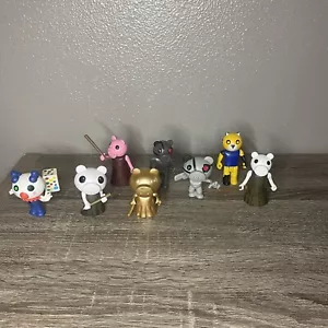 Lote 8 figuras de acción de juguete Piggy Roblox colección de vinilo dorado 2 series diferentes - Imagen 1 de 8