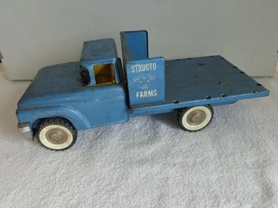 *Camión de plataforma Structo Farms vintage años 60 azul escala 1:16* Foto 1 de 4