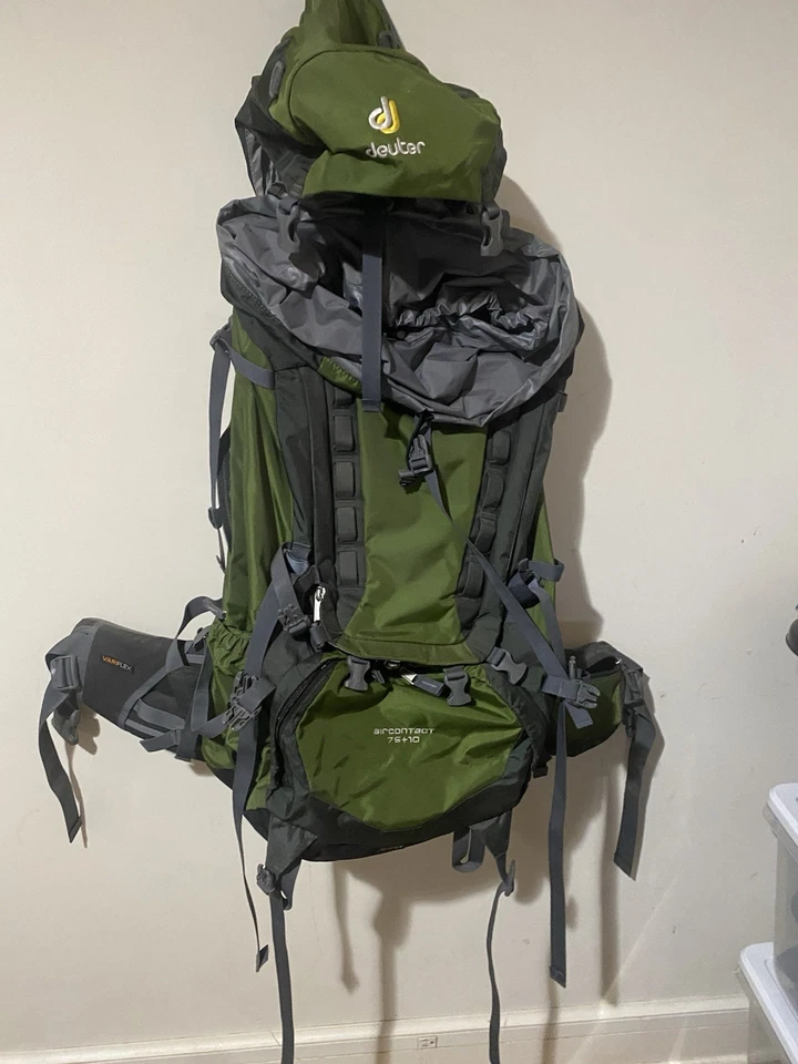 Mochila Deuter Air Contact 75+10 verde como nueva Foto 1 de 2