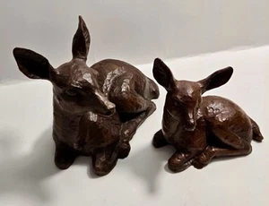 2-pieces Hand Carved Wooden Deer Doe Fawn Cas-Carved Wood and Coal Reproductions - Picture 1 of 15