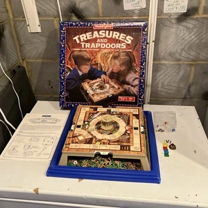 Waddingtons Treasure and Trapdoors Board Game 1990s Vintage Retro - Picture 1 of 6