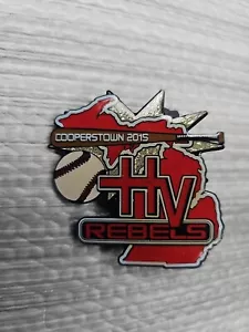 Prendedor de solapa de recuerdo coleccionable grande Cooperstown Rebels 2015. Usado en excelente estado - Imagen 1 de 11