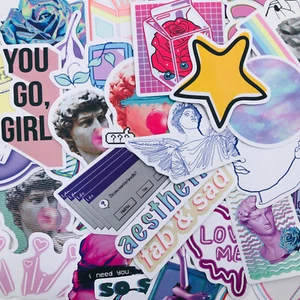 50 Vaporwave Aufkleber verschiedene Aufkleber für Handy Laptop Deko Spaß bunt - Bild 1 von 1