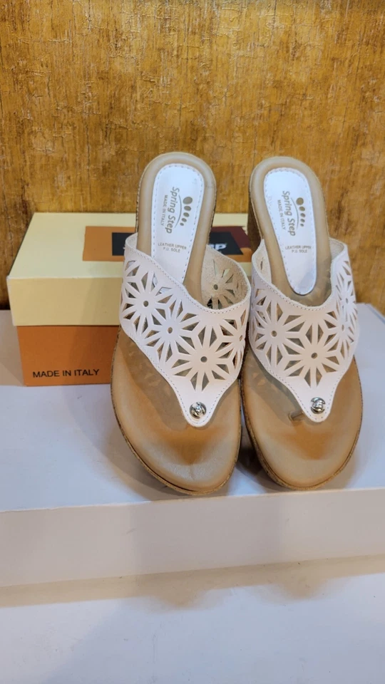 Spring Step Ariana Floral Leather Wedge Heel Sandals White Size 7.5US 38EU ITALY - Image 1 of 4