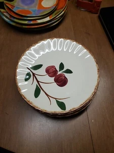 8 Blue Ridge Southern Potteries Colonial Apple 9.5" Dinner Plates Euc ( Bin 93 ) - Picture 1 of 9