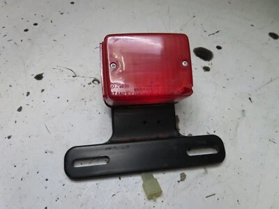 Lanterna traseira Yamaha Razz 50 1988 - Imagem 1 de 4