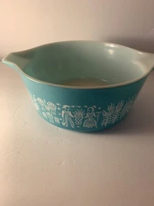 Cazuela Pyrex Amish Turquesa Butterprint Cenicienta 2,5 cuartos de galón  - Imagen 1 de 4