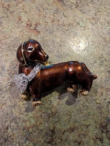Hermoso Broche Colgante Disfraz Perro Dachshund BETSY JOHNSON De Colección - Imagen 1 de 8