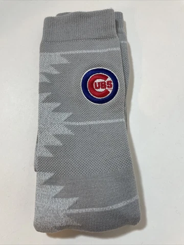 Chicago Cubs PKWY Brand Clubhouse Collection Socks Large L 6-12 Athletic Fit Cover