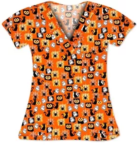NWT Women's XL I Love Scrubs Halloween Print Scrub Top - Picture 1 of 1