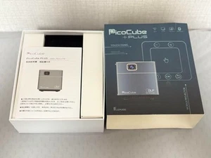 Felicross PicoCube Plus Mini Beamer mit Stativ Heimkino Top Gebraucht - Bild 1 von 6