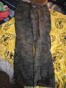 Chaps Hose Damen 14 grün Camouflage schmal aufgesetzte Taschen Freizeit Army Outdoor - Bild 1 von 3