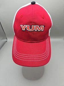 Berkley Yum Fischerhut Trucker weiß und rot Druckknopflasche Netz bestickt Einheitsgröße - Bild 1 von 9