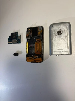 iPhone 2g - Immagine 1 di 4