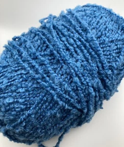 1 Big Skein Blue Boucle Yarn Bulky Weight 5 OZ Acrylic Scarf Yarn - Picture 1 of 2