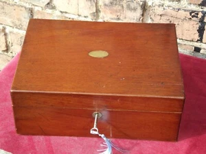 Small Edwardian Writing slope with new key and leather - Picture 1 of 15