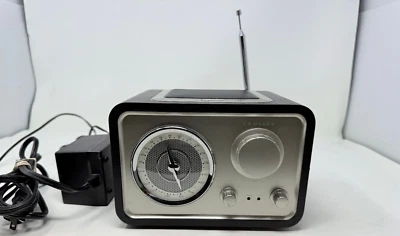 Crosley CR221 Vintage Style Retro AM/FM  Tabletop Radio Black Tested - Image 1 of 4