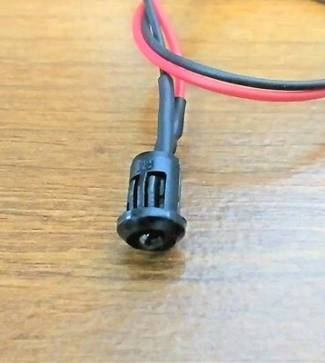 BBT 12 voltios azul brillante LED mini 1/4" luz indicadora a presión  Foto 1 de 4