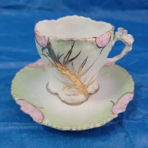 Antigua taza y platillo victoriano cuadrado de porcelana mini Demitasse verde oro rosa - Imagen 1 de 14