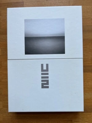 U2 No Line on the Horizon, Limited Edition Box Set, CD, DVD, Book, poster, 2009 - Bild 1 von 4
