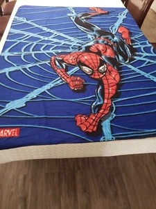 Marvel Spiderman 47x64 Fleece Throw Blanket - Picture 1 of 2