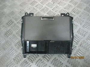 2008-13 LEXUS IS220 5DR POSACENERE ANTERIORE ACCENDISIGARI 1A421-032G OEM - Foto 1 di 6