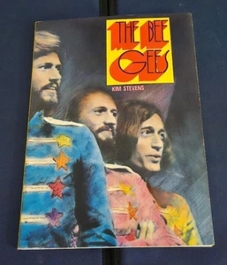 Vintage The Bee Gees Biography Book by Kim Stevens 1978 Barry Gibb EXCELLENT - Bild 1 von 2