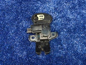 Chrysler 200 2015-2017 cierre de tapa de maletero Mopar 68193094AC OEM - Imagen 1 de 6