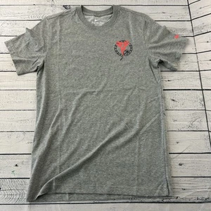 NUEVA Camiseta Nike Kobe Bryant Mamba Medias Manga Corta Para Hombre Pequeña Gris - Imagen 1 de 5