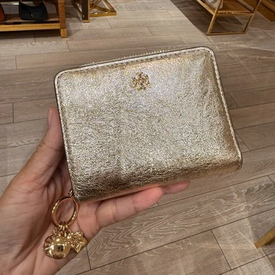 Mini Cartera Tory Burch Emerson Cuero Saffinao Foto 1 de 4