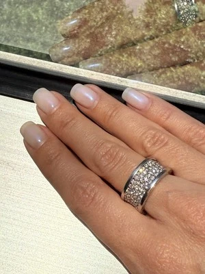 Anillo completo de diamantes de oro blanco de 18 quilates Bvlgari B.Zero1, talla 6,5 EE. UU., 9,6 gr Foto 1 de 4