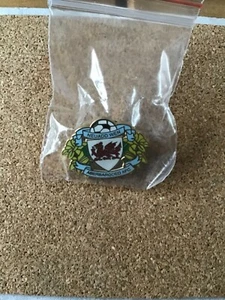 ABERBARGOED FOOTBALL CLUB BADGE WALES WELSH FOOTBALL LEAGUE NON LEAGUE - Picture 1 of 1