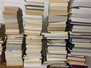 Books by Genre 5 LBS~Pounds Lot Sorted Fiction - Picture 1 of 1