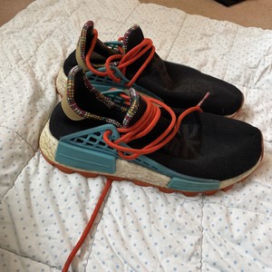 pharrell williams trainers womens