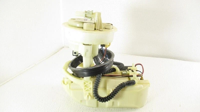 2002-2004 Acura RSX/ Honda Civic Fuel Pump  Assembly OEM - Imagem 1 de 4