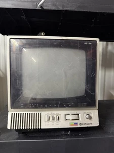 Vintage Hitachi 9” Solid State Receiver TV | CT0911 | Color Analog TV -TESTED- - Picture 1 of 5