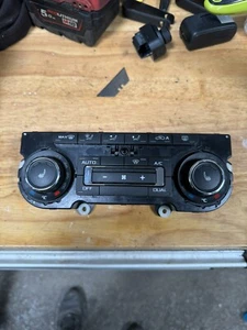 2009+ superbo controllo aria yeti dual con PANNELLO CLIMATIZZATORE RISCALDATORE 3T0907044dc - Foto 1 di 2