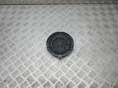 2018 PEUGEOT 3008 GT LINE 5DR PASENGER SIDE REAR DOOR SPEAKER 9806071080 - Image 1 of 4