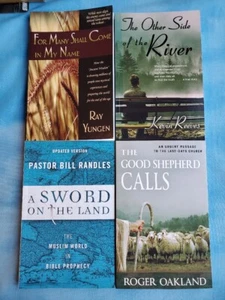Lot of 4 Spirituality books Trade paperbacks New  - Foto 1 di 1