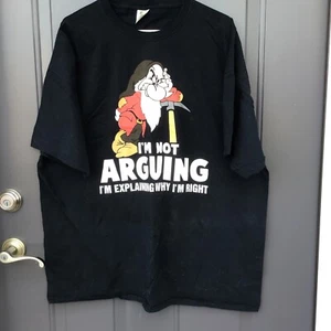 Camiseta "No estoy discutiendo, estoy explicando por qué tengo razón" enana, gruñona, negra - Imagen 1 de 3