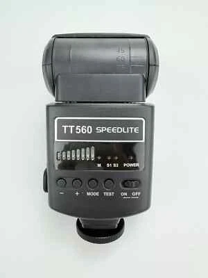 Neewer TT560 Flash Speedlite GN38 For Canon Nikon Panasonic Olympus Pentax - Image 1 of 4